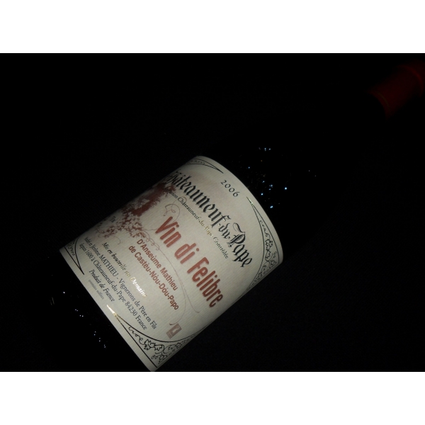 Domaine  Mathieu. A Chateauneuf Du Pape Vin Di Felibre 2006